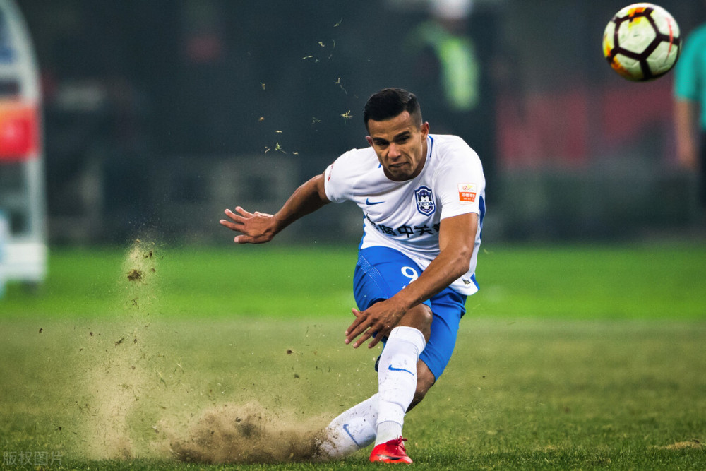 天津双雄对抗，泰达与天海互不相让的简单介绍