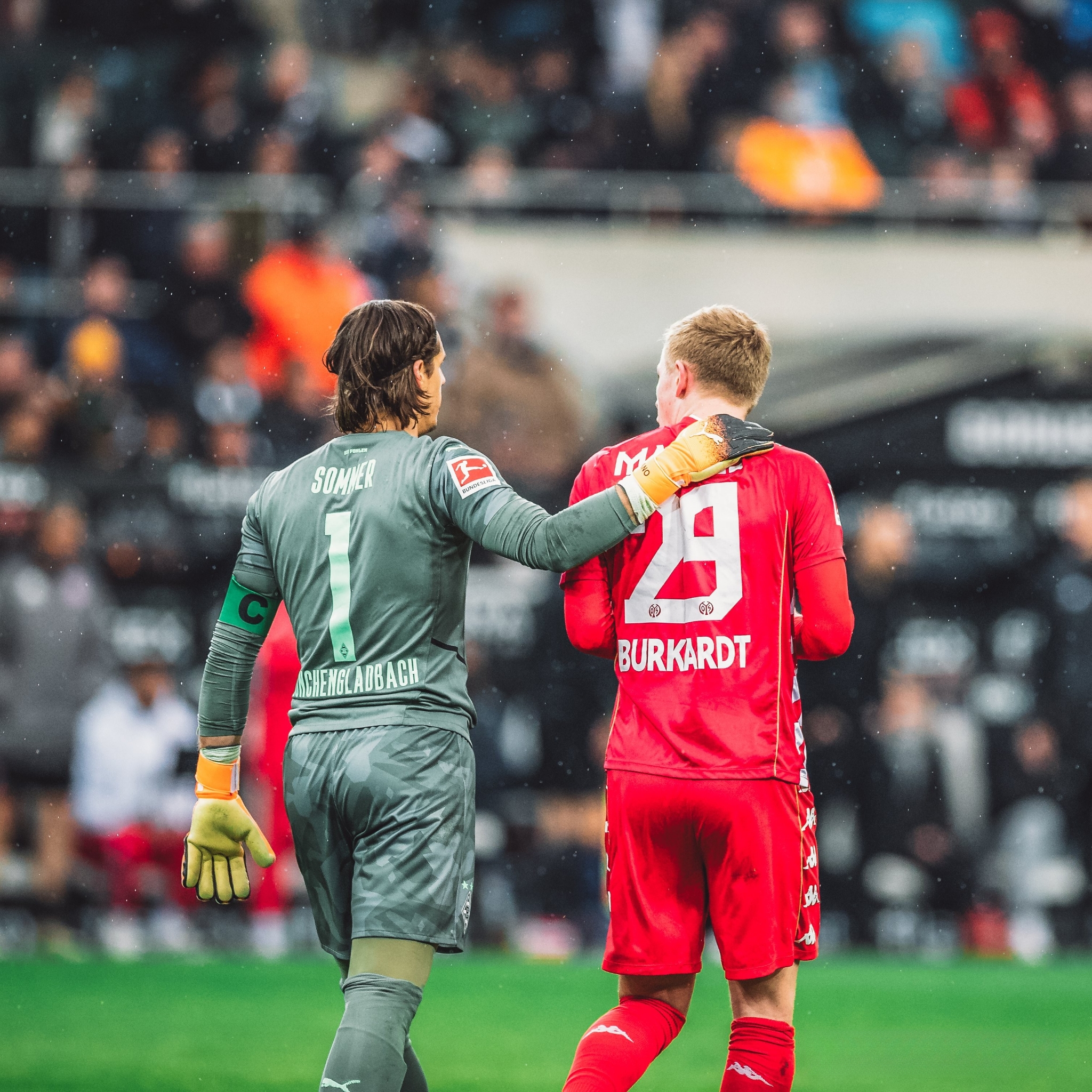 美因茨05在主场与科特布斯握手言和，未能全取三分的简单介绍