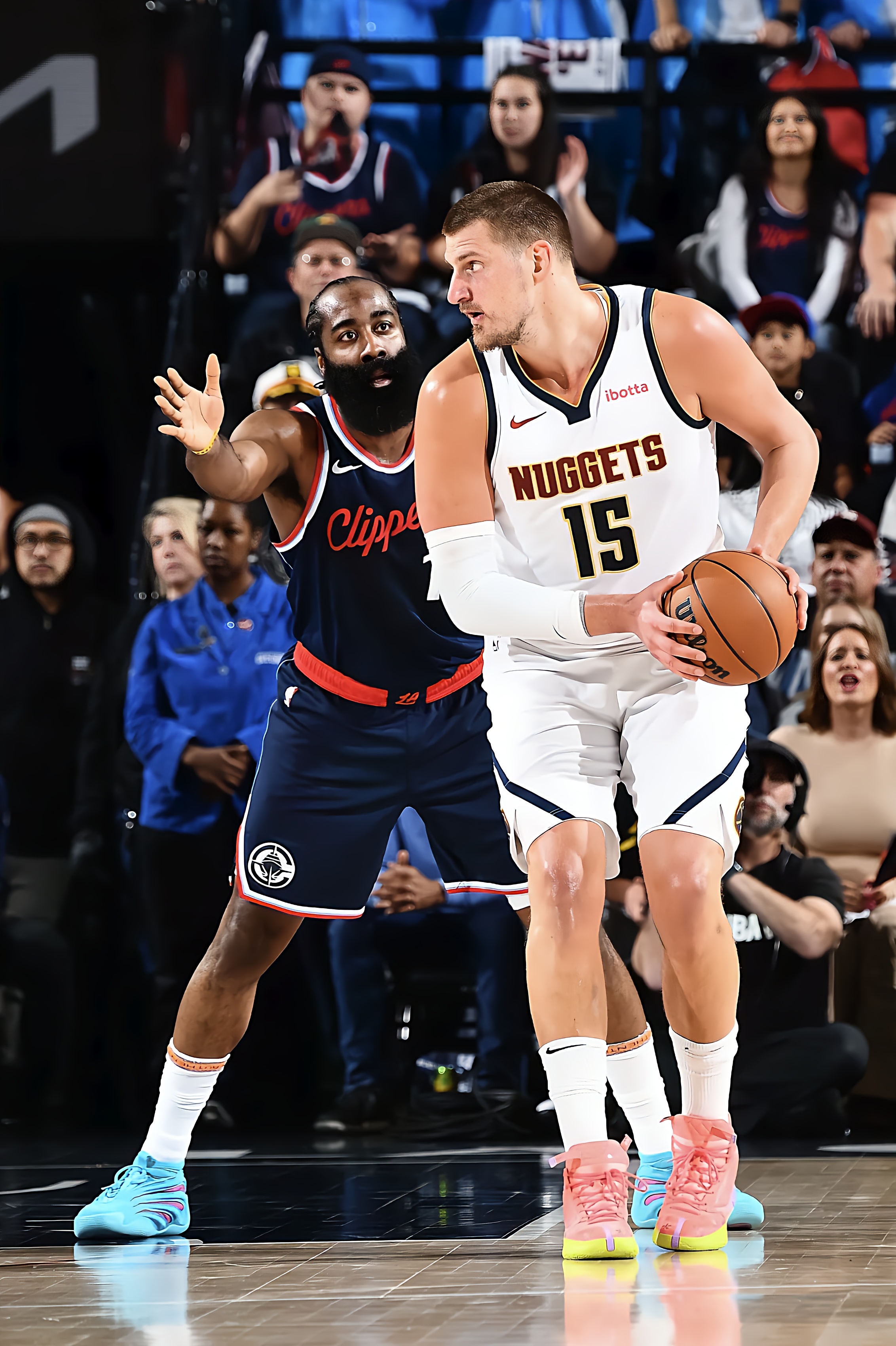 关于NBA季后赛首轮落幕,新冠疫情仍然是多方关注焦点的信息 关于NBA季后赛首轮落幕,新冠疫情仍然是多方关注焦点的信息