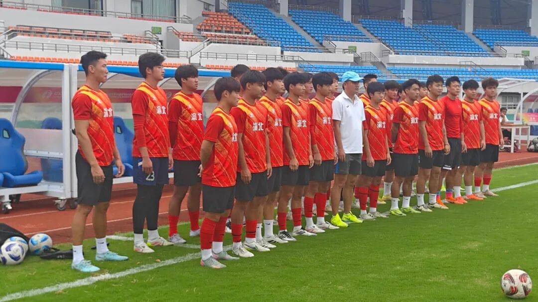 热血拼搏全情投入比赛场面纷呈变化的简单介绍 热血拼搏全情投入比赛场面纷呈变化的简单介绍