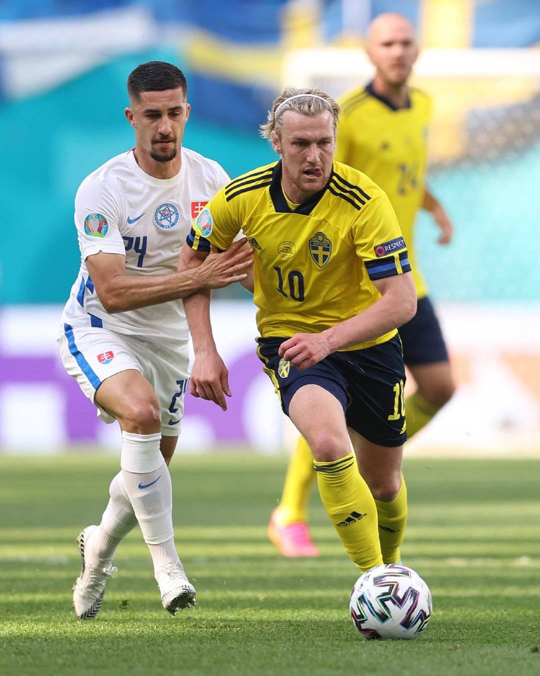 斯洛伐克大胜捷克，晋级欧国联四强