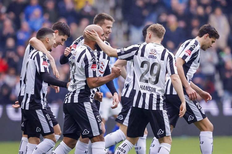 包含弗赖堡主场失利，欧战前景岌岌可危的词条