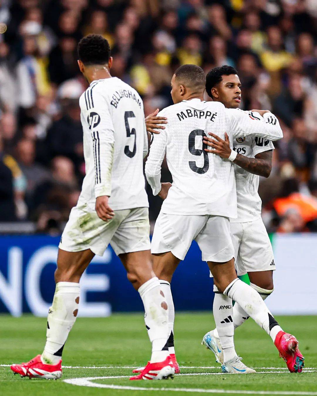 九游体育APP下载-哥伦比亚轻取希腊，姆巴佩带队取胜