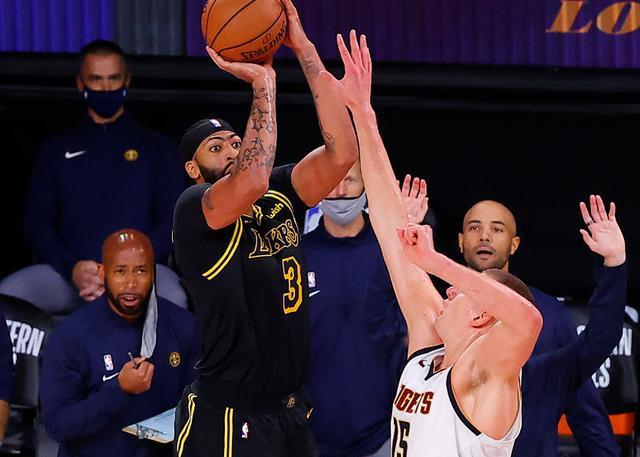 掘金完胜北京队，浓眉哥关键制胜的简单介绍