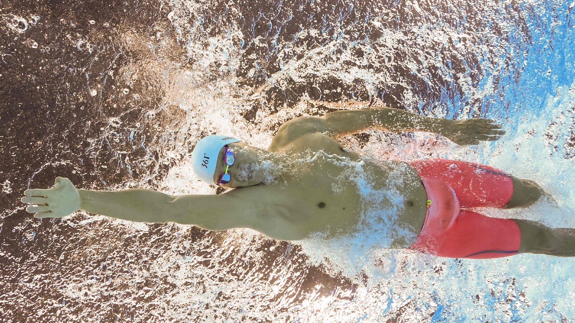 红牛二队惊天翻盘，佩雷兹关键制胜改写F1格局